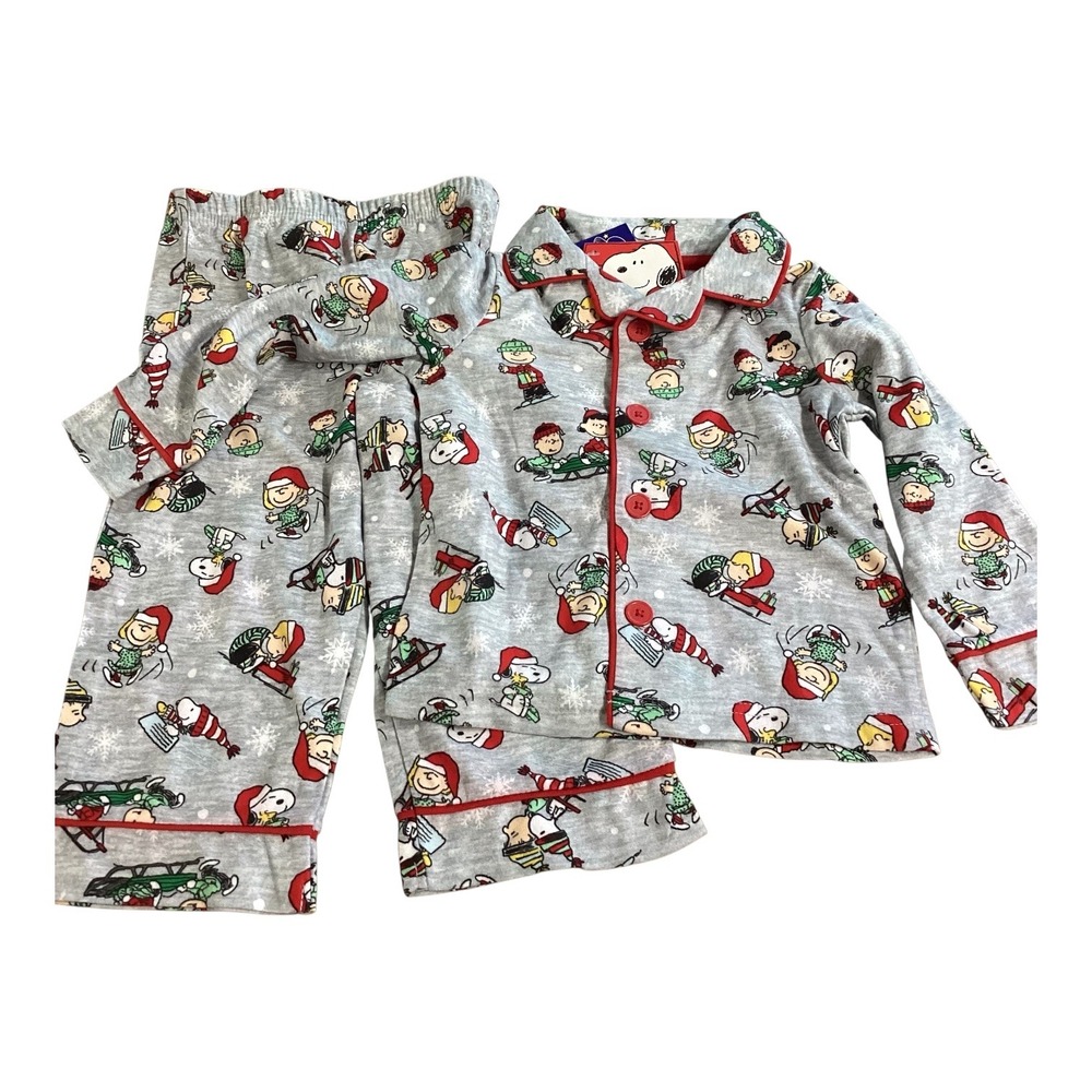 Peanuts Snoopy Christmas Toddler Pajamas 2T Gray Holiday Sledding Set NWT Unisex